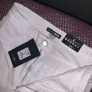 white high waist jeans